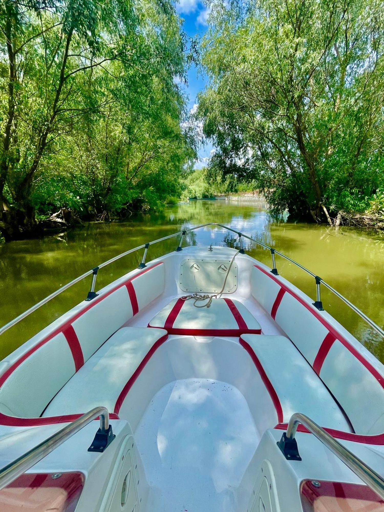 Готель Danube Delta View Дунавецу-де-Жос Екстер'єр фото