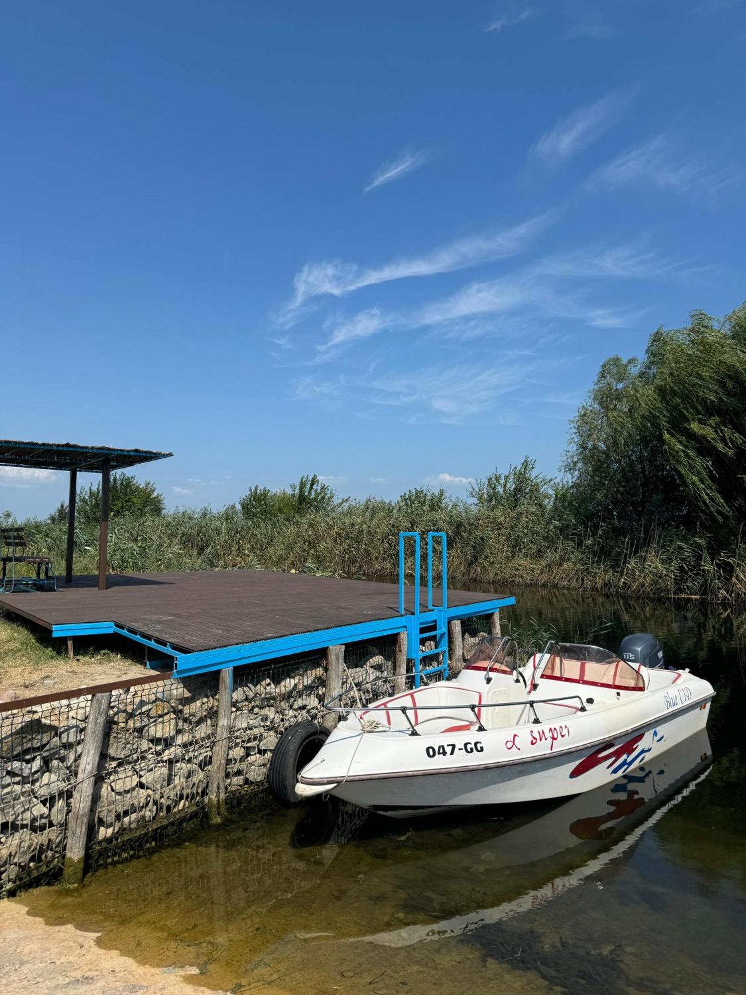 Готель Danube Delta View Дунавецу-де-Жос Екстер'єр фото