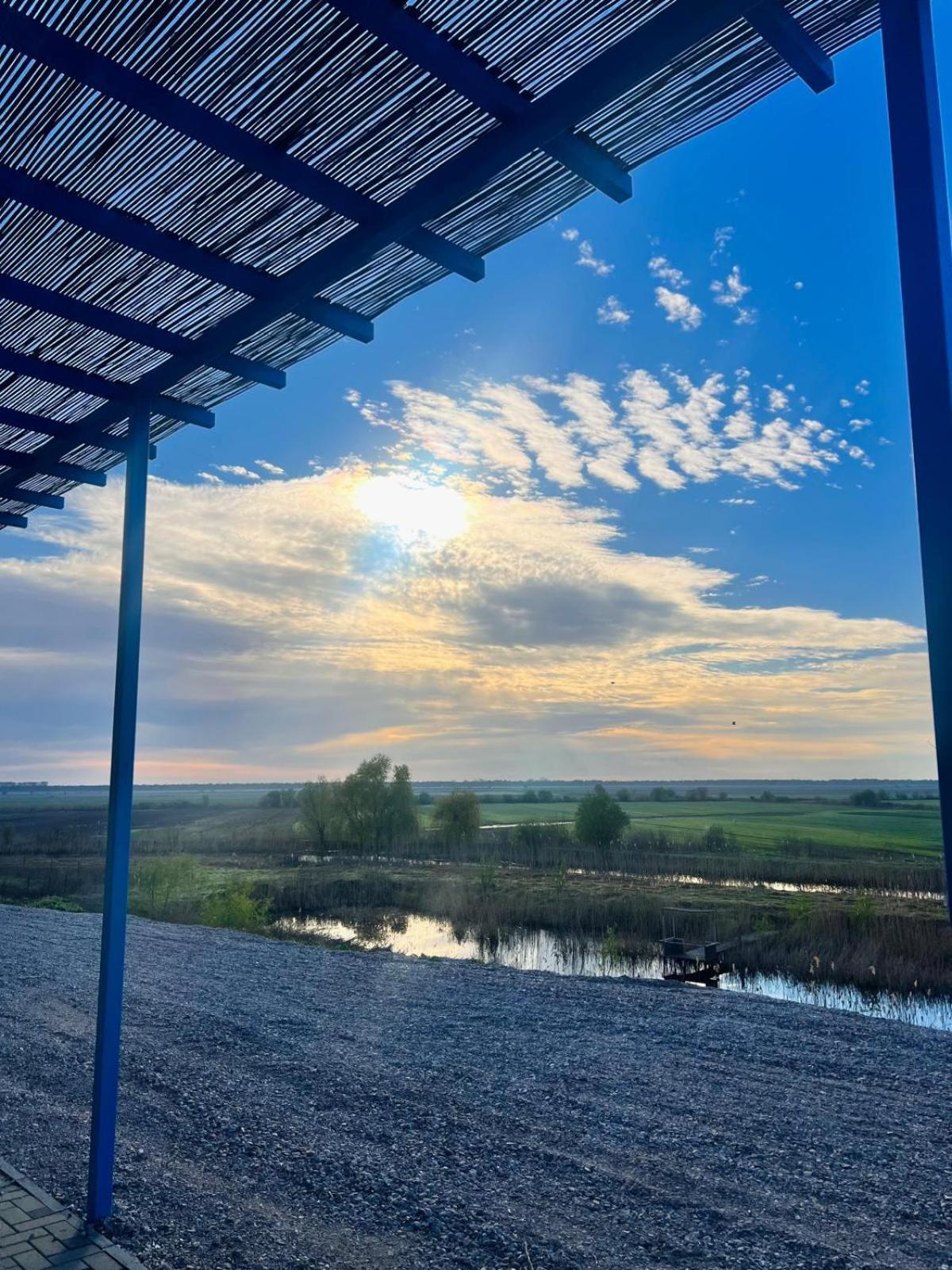 Готель Danube Delta View Дунавецу-де-Жос Екстер'єр фото